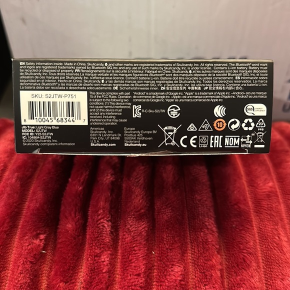 Skullcandy Totally Wireless Essential Earbuds - Picture 3 of 3